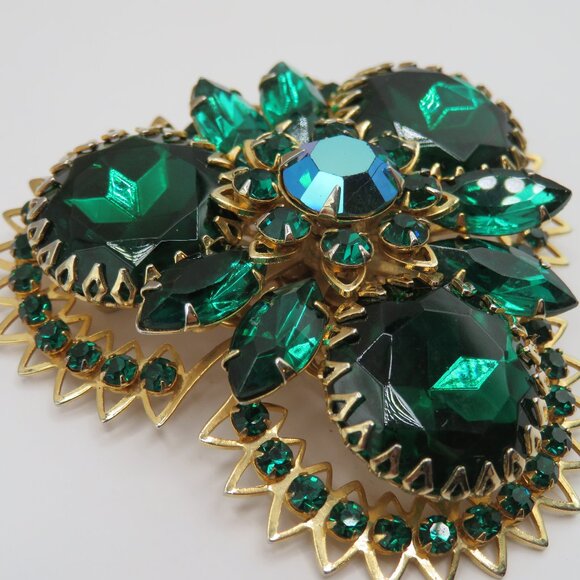 Judy Lee Vintage Green Rhinestone Gold Tone Brooch - Picture 6 of 9